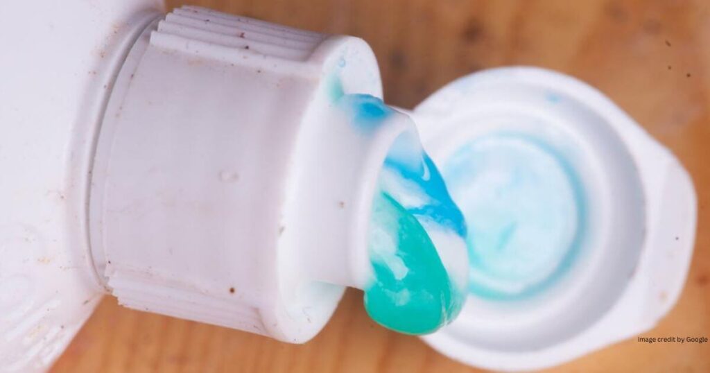 How To Remove Pimples Overnight With Toothpaste