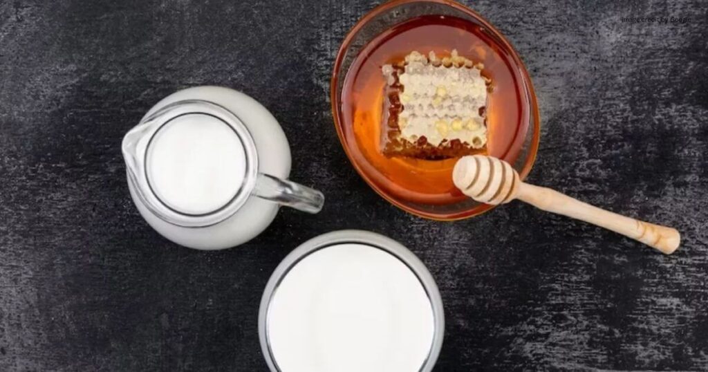 Benefits Of Drinking Milk With Honey At Night