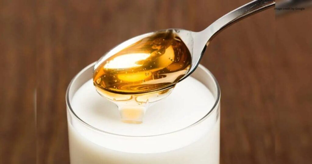 Benefits Of Drinking Milk With Honey At Night